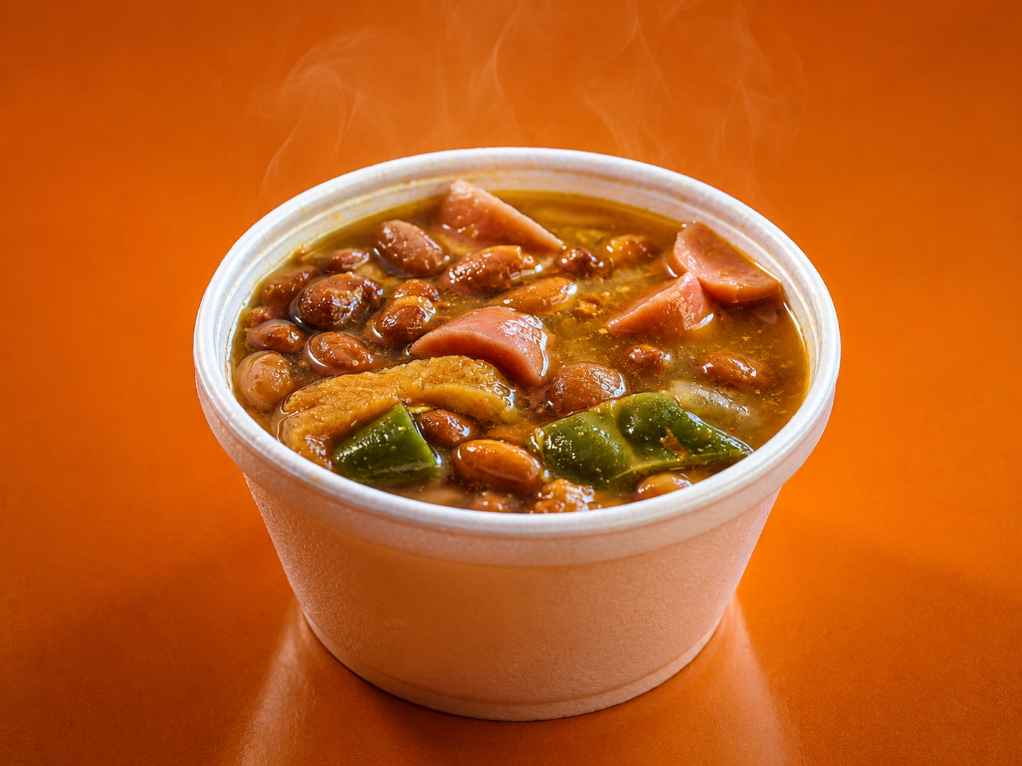 Frijol Tío Pollo sobre fondo naranja